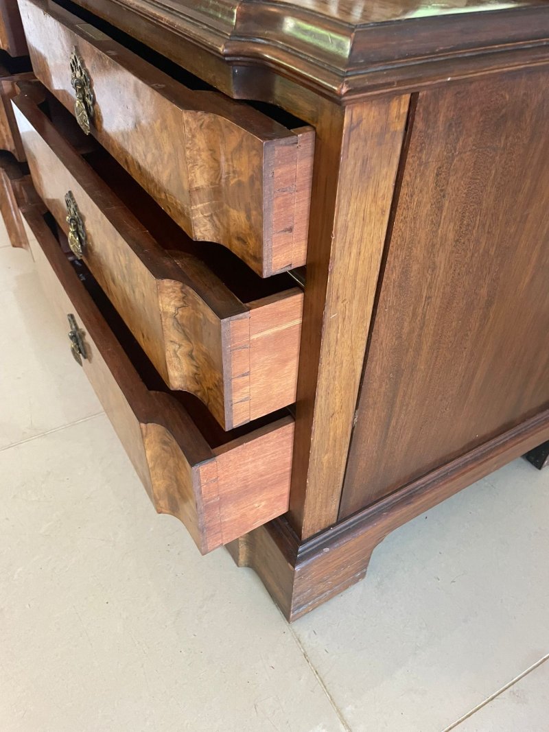 Outstanding Quality Antique Burr Walnut Dressing Table - Image 8
